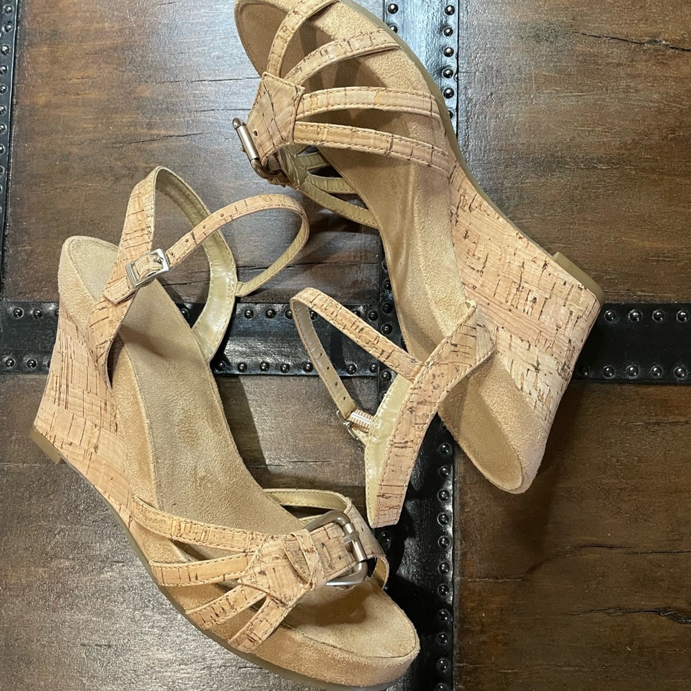 Cute cork wedges in excellent preloved condition. Worn one day!